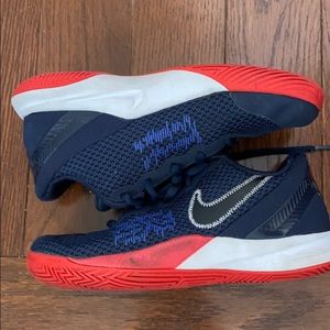 Youth Nike Kyrie Irving, used